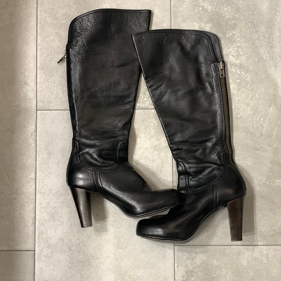 COPY - Frye leather zip up boots - Picture 1 of 2